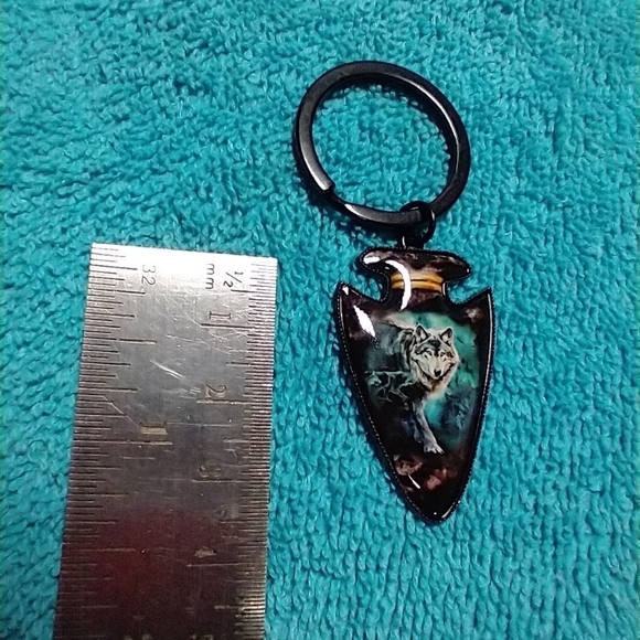 Black keychain grey wolf blue jewelry - Picture 2 of 3